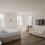Boutique Noae By Emerald
