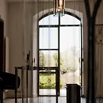 Boutique Noae By Emerald