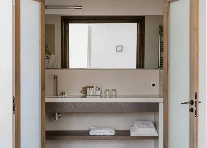 Boutique Hotel Noae By Emerald Stay Hotel