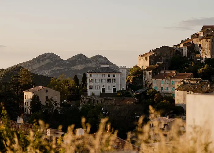Boutique Noae By Emerald Hotel
